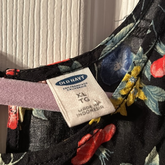 Floral Tank 🩷 - Picture 5 of 5